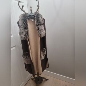 Sioni Brown and Cream Vest with Faux Fur Trim
